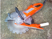 mit Absaugung fr Trockenschnitt oder Nassschnitt