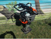 zur Verdichtung von Rohrgrben